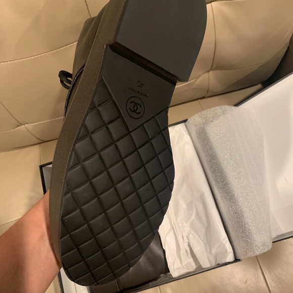 CHANEL combat boots 2020-21FW - Picture 9 of 13